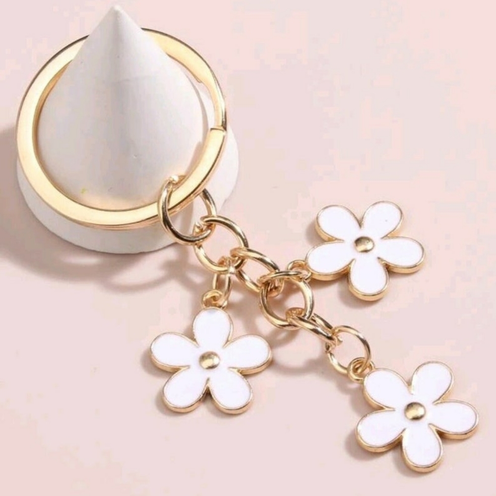Gold Flower Keychain
